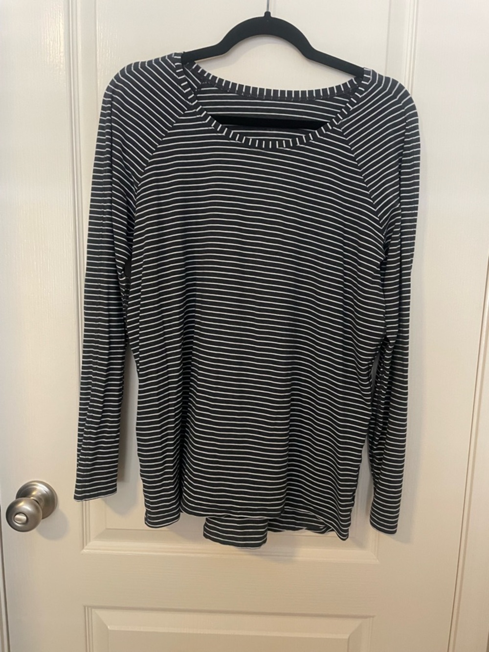 lululemon Black & White Striped Long Sleeve Tee Size 12